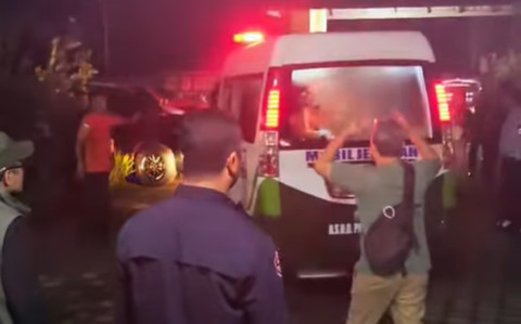 Jenazah WN Brasil yang Jatuh di Rinjani Tiba di Sembalun, Langsung Dibawa ke RS