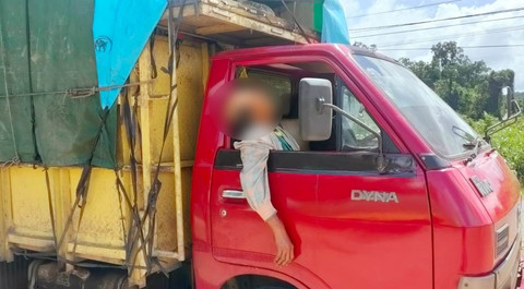 Diduga Kelelahan, Sopir di Sanggau Meninggal dalam Truk Ekspedisi