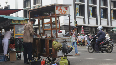 Apakah Bakso Gerobak Juga Perlu Disertifikasi Halal?