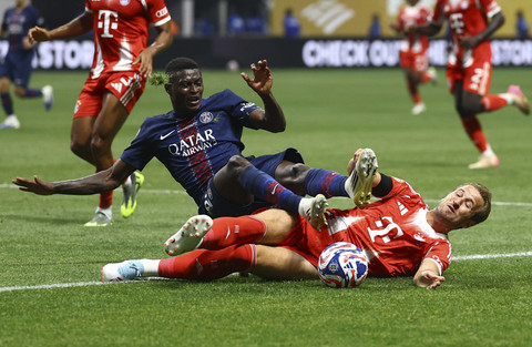 Foto: Dihiasi 2 Kartu Merah, PSG Bungkam Bayern di Piala Dunia Antarklub