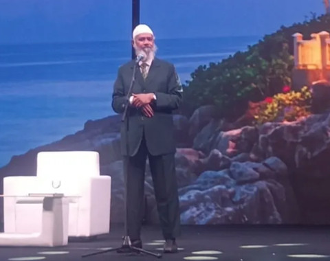 Safari Dakwah Dr. Zakir Naik di Indonesia: Dari Solo Berakhir di Jakarta