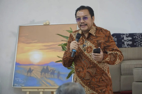 Populer: Denny JA Jadi Komisaris Utama PHE; RI Mau Ekspor Beras Bareng Vietnam