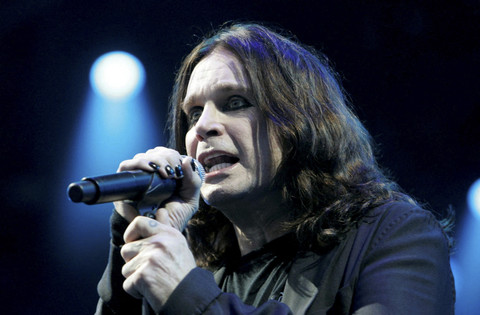 5 Berita Populer: Ozzy Osbourne Meninggal; Kondisi Bruce Willis Menurun