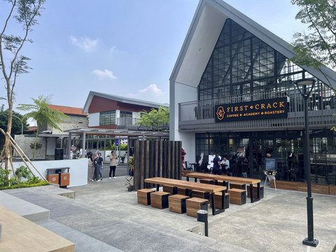 Spot Outdoor Baru di Jakarta yang Nyaman untuk Jajan dan Santai Bareng Keluarga