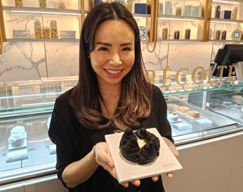 The Peak, Kue Populer dari Korea yang Kini Merambah Surabaya