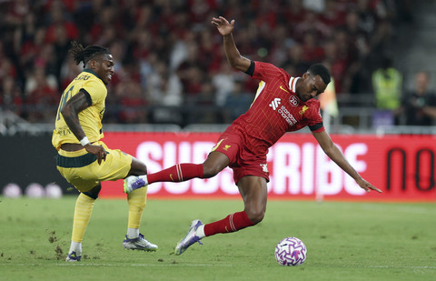 Foto: AC Milan Tumbangkan Liverpool saat Pramusim di Hong Kong