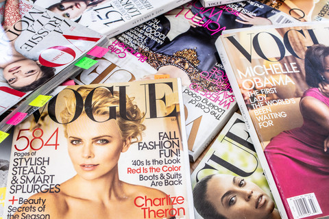 Foto Model yang Dibuat Pakai AI Muncul di Majalah Vogue, Netizen Kritik Keras