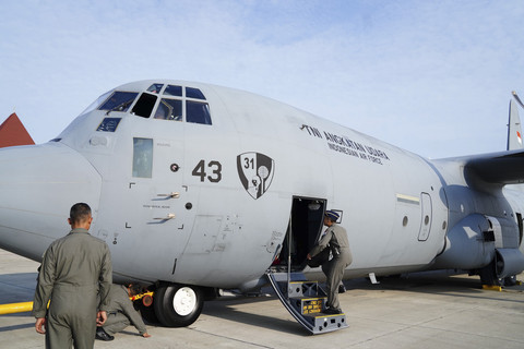 TNI Tambah Bantuan Misi Kemanusiaan di Gaza, 1 Pesawat Hercules Berangkat