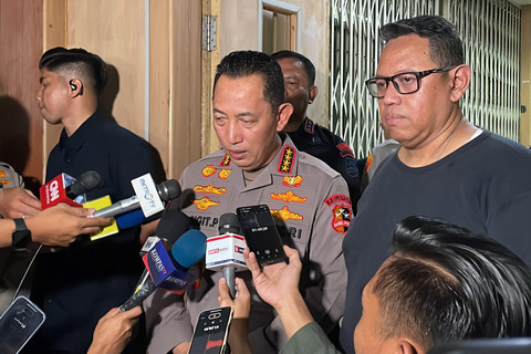 Respons Kapolri soal Massa Ricuh di Depan Mako Brimob PMJ hingga Bakar Mobil