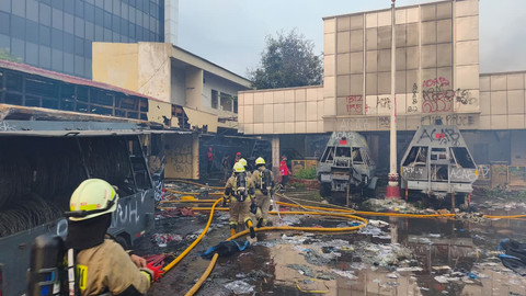 Kebakaran Kantor Gegana di Jalan Kramat Raya Terjadi saat Gedung Kosong