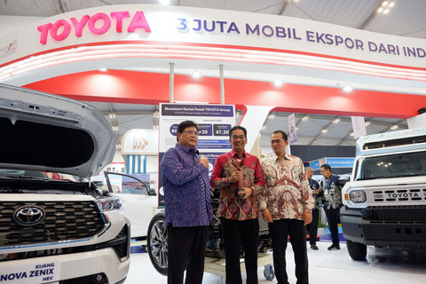 Konsisten Dorong Ekspor, Toyota Indonesia Raih Penghargaan Primaniyarta 2025