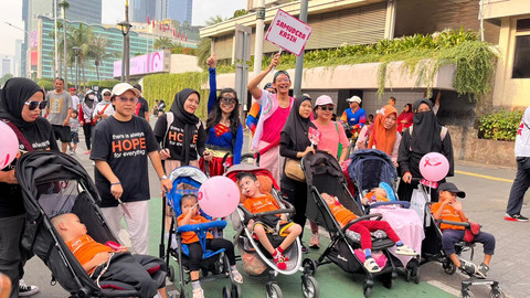 Aksi ‘Superman’ Dampingi Anak-Anak Pejuang Kanker di CFD Jakarta