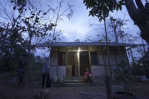 Sinar itu Akhirnya Terangi Hampir Pelosok Negeri