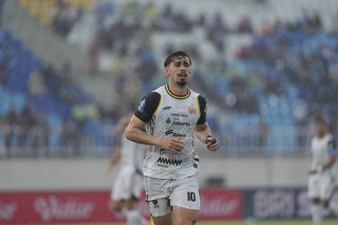 Pelatih Persija soal Ribut-ribut: Ofisial Arema Datangi Bench Kami