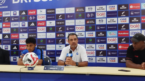 Pelatih Arema Sayangkan Kejadian Ribut-ribut di Laga Lawan Persija