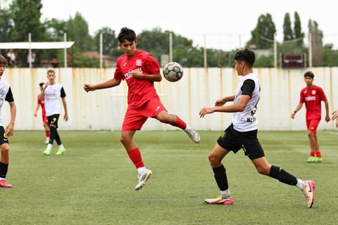 Seperti Mat Baker, Pemain Diaspora Enache Edward Juga Berdarah Medan