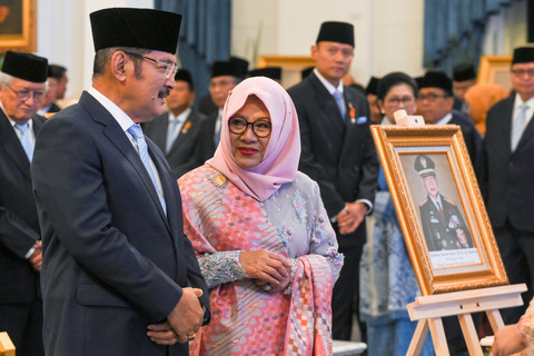 Foto: Prabowo Anugerahkan 10 Gelar Pahlawan Nasional di Istana Negara