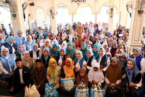 Serahkan Bantuan di Pidie Jaya, Ketum Seruni Minta Transisi Pemulihan Dipercepat