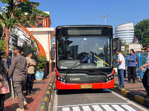 Menjajal Transjabodetabek Rute Blok M-Soekarno Hatta: Perjalanan 1 Jam Lebih