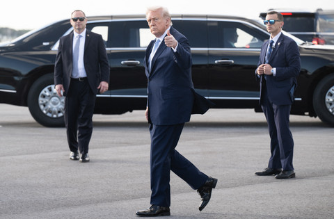 Konten YouTube: Drama 'Debu Nuklir' Trump vs Iran Dimulai