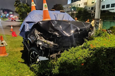 Mobil SUV Ugal-ugalan Hantam Sejumlah Kendaraan di PIK, 2 Orang Tewas