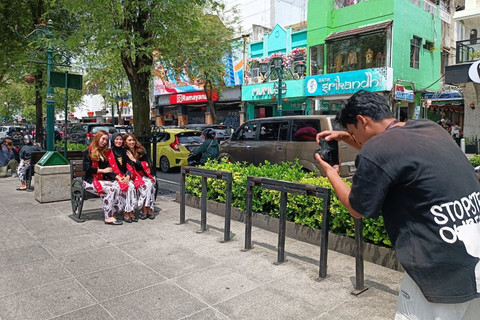 Konten TikTok: Wisata usai Rayakan Lebaran, Nonton Buaya sampai Foto Berkebaya