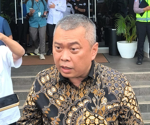 Fuel Surcharge Naik 38%, Menhub Tunda Kenaikan Tarif Batas Atas Tiket Pesawat