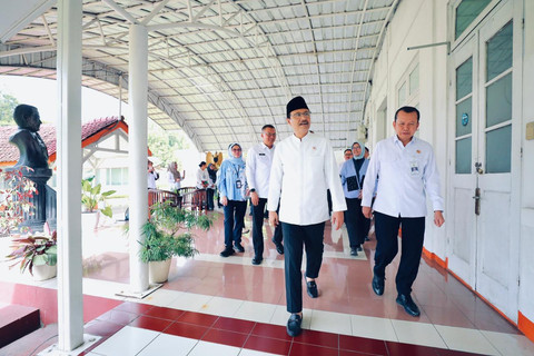 Gus Ipul Tinjau Calon Lokasi Sekolah Rakyat di Curug Tangerang
