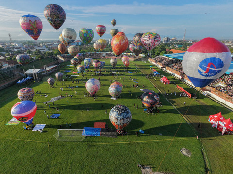 Foto: Semarak Festival Balon Udara Pekalongan