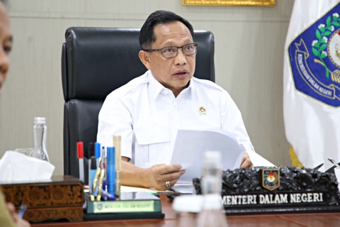 Mendagri Tito Terbitkan SE, Atur Ketentuan WFO dan WFH bagi ASN Pemda