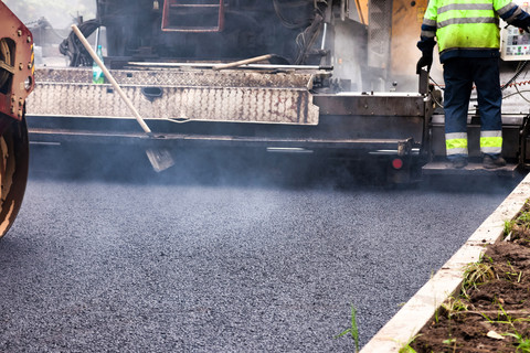 Pemerintah Targetkan 30% Jalan Nasional Pakai Aspal Buton, Bisa Hemat Rp 4 T