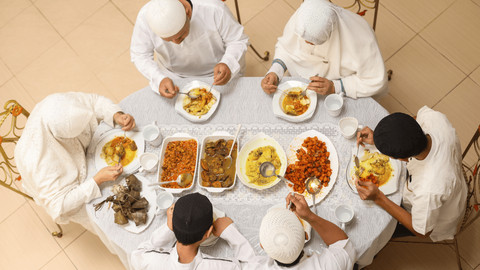 Menggugat Absennya Serat di Meja Lebaran