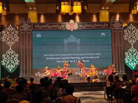 Memaknai Tari Kuda Gadhingan di Pembukaan Simposium Internasional Keraton Yogya