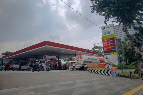 Harga Minyak Dunia Tak Bisa Langsung Turun Meski Selat Hormuz Dibuka