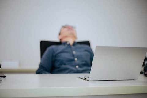 Kurang Tidur di Usia Produktif: Apa Dampaknya bagi Kesehatan Jangka Panjang?