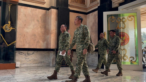 Wiranto-Agum Gumelar Tiba di Kemhan, Hadiri Silaturahmi Para Purnawirawan