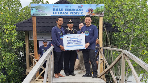 Hari Bumi, Telkom Tanam 10 Ribu Mangrove di Lombok demi Kelestarian Pesisir