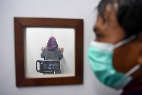 Foto: Tekan Jutaan Kasus TBC, UI Gelar Skrining Kesehatan Gratis di Cilincing