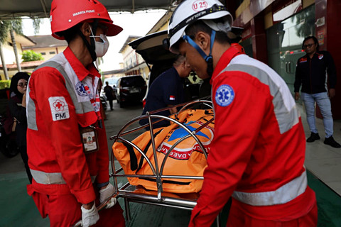 10 Kantong Jenazah Korban Kecelakaan Kereta Tiba di RS Polri