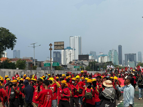 Ada Aksi May Day Depan DPR, Keluar Slipi via Tol Dalam Kota Arah Grogol Ditutup