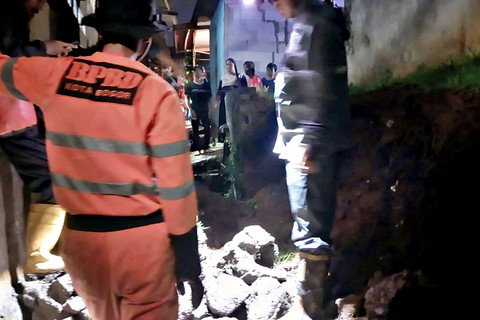 1 Warga di Dramaga Bogor Hilang Tertimbun Longsor 