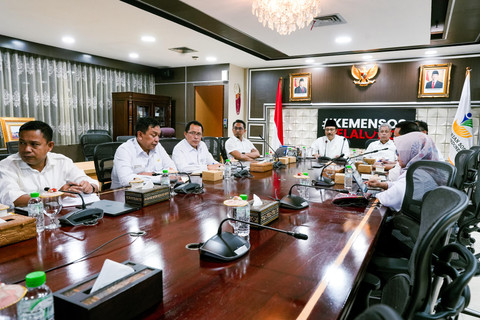 Setahun Sekolah Rakyat, Gus Ipul Tekankan Pendidikan Berbasis Data dan Empati