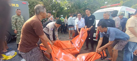 Bus ALS Tabrakan dengan Truk BBM di Muratara, Sumsel: 16 Orang Tewas
