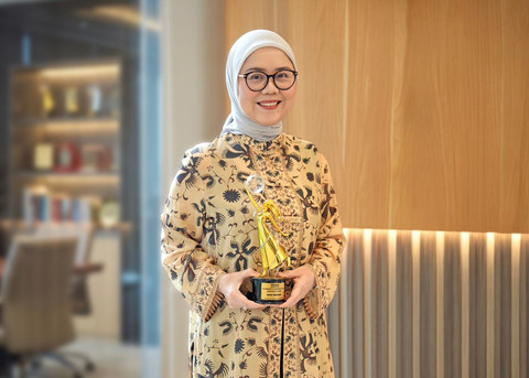 Direktur Pegadaian Raih Penghargaan Women in Business Leadership 2026