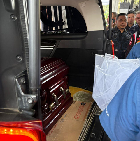 Jenazah Anggota BPK Haerul Saleh Diterbangkan ke Sultra untuk Dimakamkan