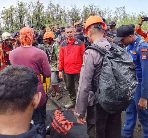 Tim SAR Temukan 2 Titik Diduga Lokasi Korban Erupsi Gunung Dukono