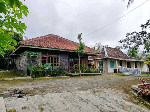 Penampakan Rumah di Sleman Tempat 11 Bayi Dievakuasi Polisi
