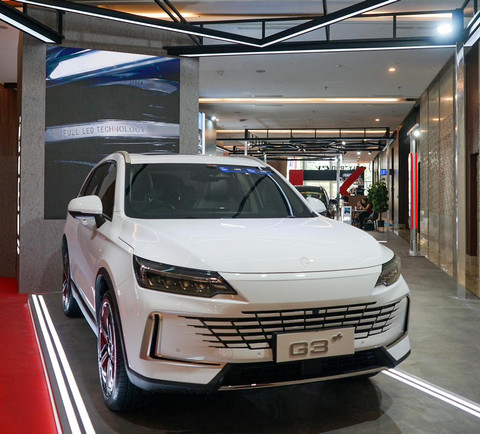 Berita Populer: Rekomendasi Mobil Listrik Indonesia; CNG jadi Alternatif Bensin