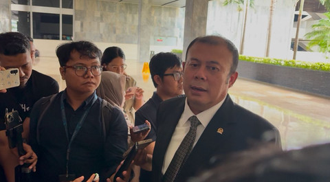 Pimpinan DPR Usul Guru Honorer Diangkat ASN Bertahap: Berikan Kepastian Hukum
