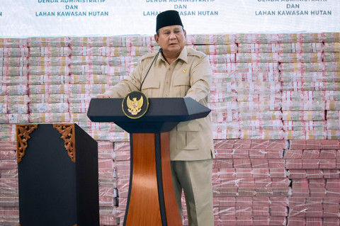 Pidato Prabowo di Depan Gunungan Uang Triliunan Rupiah Hasil Rampasan Satgas PKH